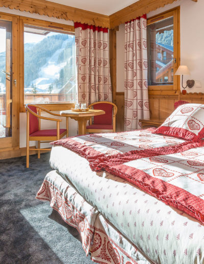 Chambre romantique et lumineuse