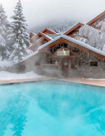 piscine chauffée hôtel spa auvergne Rhône alpes